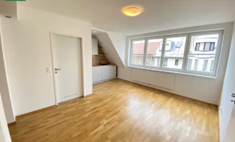 Moderne DG-Wohnung in ruhiger Spielstraße beim Familienplatz - Mit Einbauküche und Abstellraum! 2014/2015 erbaut!