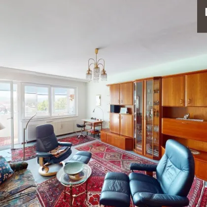 2-ZIMMER WOHNUNG | LOGGIA MIT PANORAMABLICK | RUHIGE LAGE | MODERNISIERTES WOHNHAUS - Bild 3