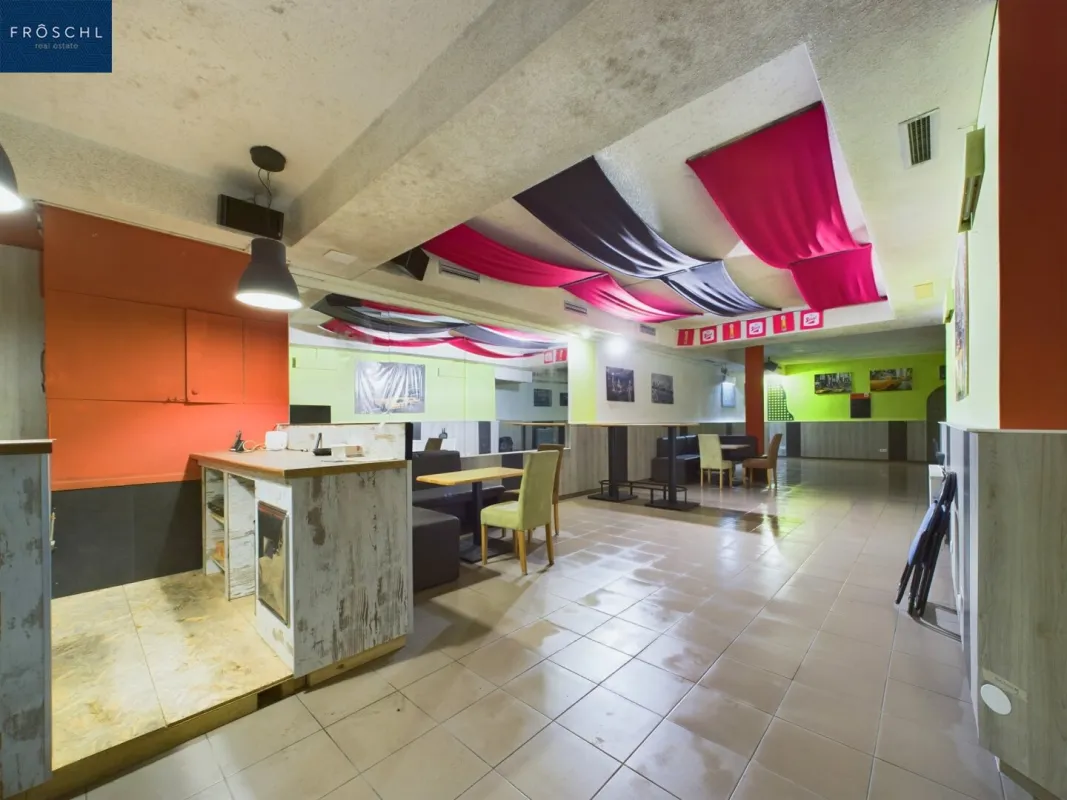 ANLEGER - Ehem. Gastronomie / Lagerflächen - TOP 1  - CITY LAGE - Feldkirchen in der WÖRTHERSEE REGION - Bild 1