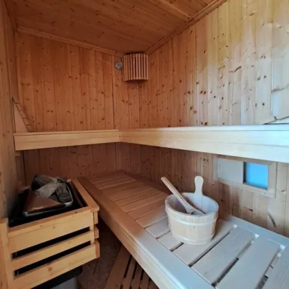 Moderne 4-Zimmer-Wohnung mit Sonnenbalkon und großem Dachboden - Bild 3