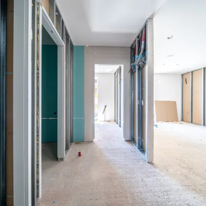 Provisionsfreie 3-Zimmer Dachgeschosswohnung unweit des Donauzentrums! - Bild 3