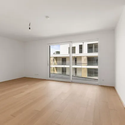 Wohn(T)raum am Wasser: Geräumige 5-Zimmer-Wohnung mit Blick ins Grüne - Bild 3