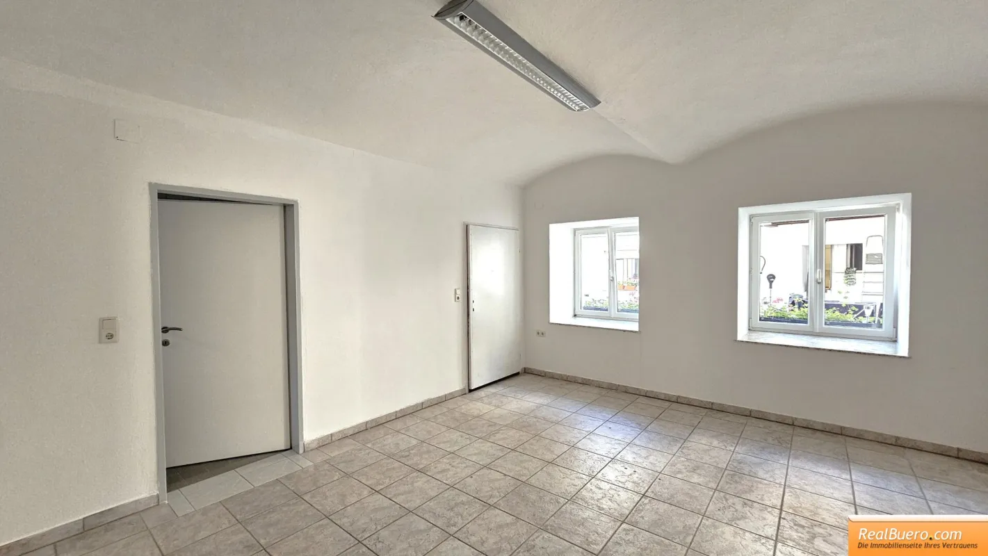 UNBEFRISTET: BÜRO, GESCHÄFTSLOKAL NÄHE HAUPTPLATZ - Bild 1