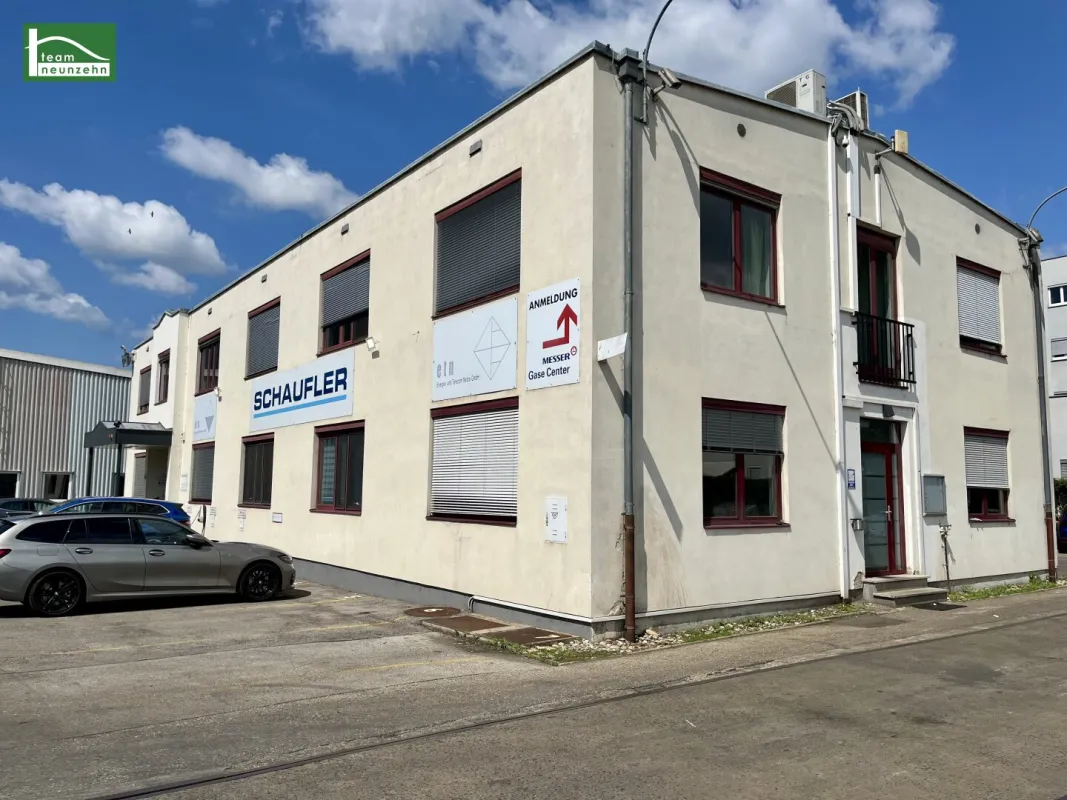 Büroflächen im Gewerbegebiet Strebersdorf - Ein gesamtes Stockwerk! 6 Parkplätze inkludiert! - Bild 1