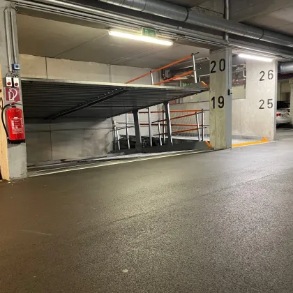 Tiefgaragenplatz kaufen - direkt neben dem Trillerpark - Bild 2