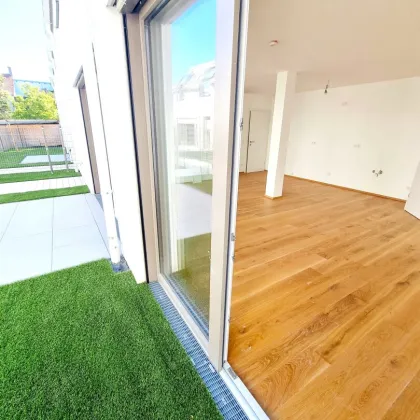 Herbstaktion! Ihre Suche hat ein Ende.... WOW - Cooles Townhouse mit Garten! 3 Zimmer + Ideale Raumaufteilung + Erdwärme + Absolute Ruhelage + Tiefgarage! Nachhaltig und zukunftssicher investiert! - Bild 3