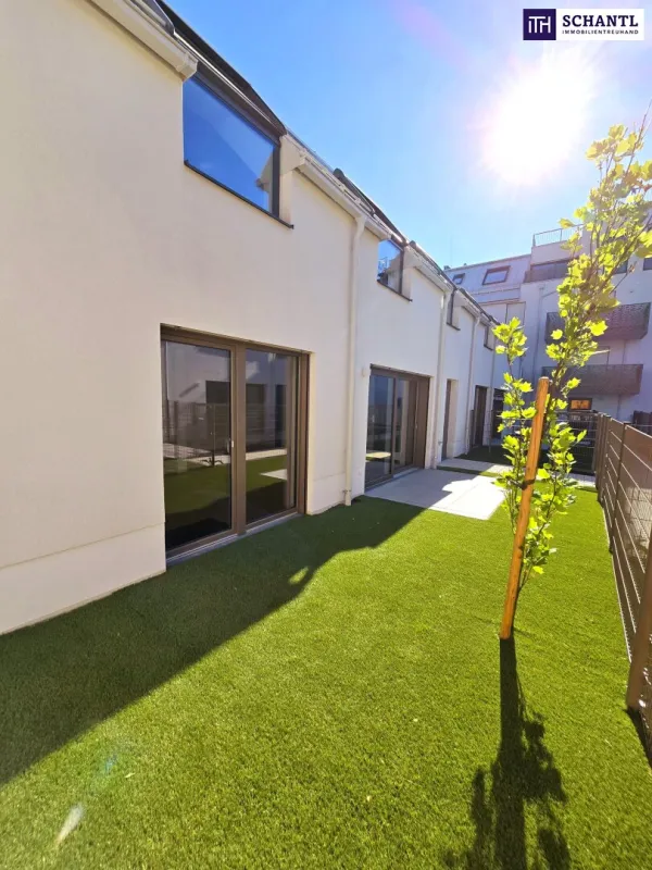 Herbstaktion! Ihr neues Familienparadies! WOW - Cooles Townhouse mit Garten! 4 Zimmer + Ideale Raumaufteilung + Erdwärme + Absolute Ruhelage + Tiefgarage! Nachhaltig und zukunftssicher investiert! - Bild 1