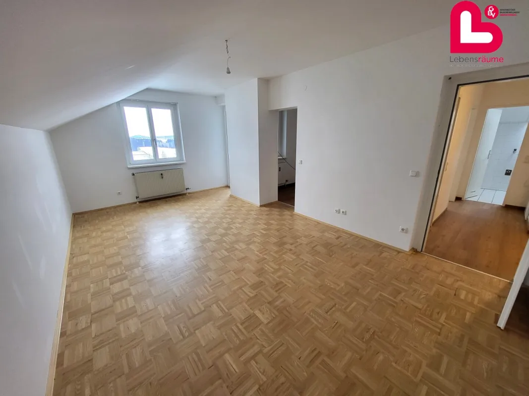 Ideal für Familien! großzügige 4-Zimmer Wohnung - Bild 1
