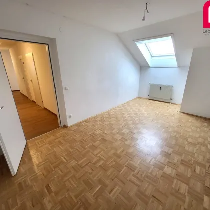 Ideal für Familien! großzügige 4-Zimmer Wohnung - Bild 2