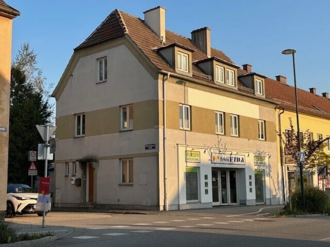 Wohn- und Geschäftshaus in Gmünd - Bild 1