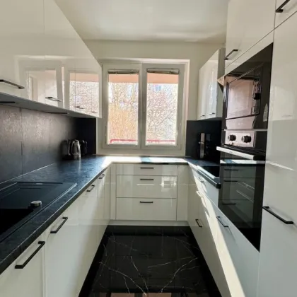 gepflegte, helle 3 Zimmer Wohnung mit Loggia - Bild 3