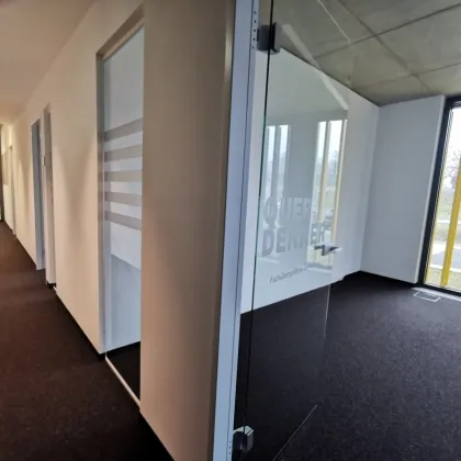 * * Topmoderne Büroräumlichkeiten mit Parkplätzen Nähe Seiersberg! * * - Bild 3