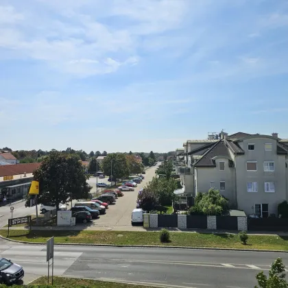 Helle, sonnige 3 Zimmerwohnung mit Balkon - beim  Marchfeldcenter - Bild 2