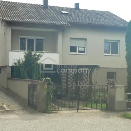Neusiedl am See - Traumlage - geräumiges Einfamilienhaus mit traumhaftem Innenhof - Bild 2