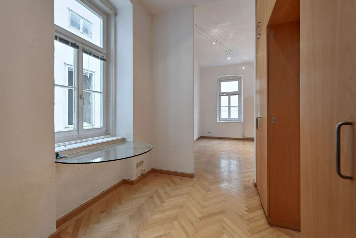 Lindengasse 25 - Wohnen ums Eck der Mariahilfer Straße - Bild 1