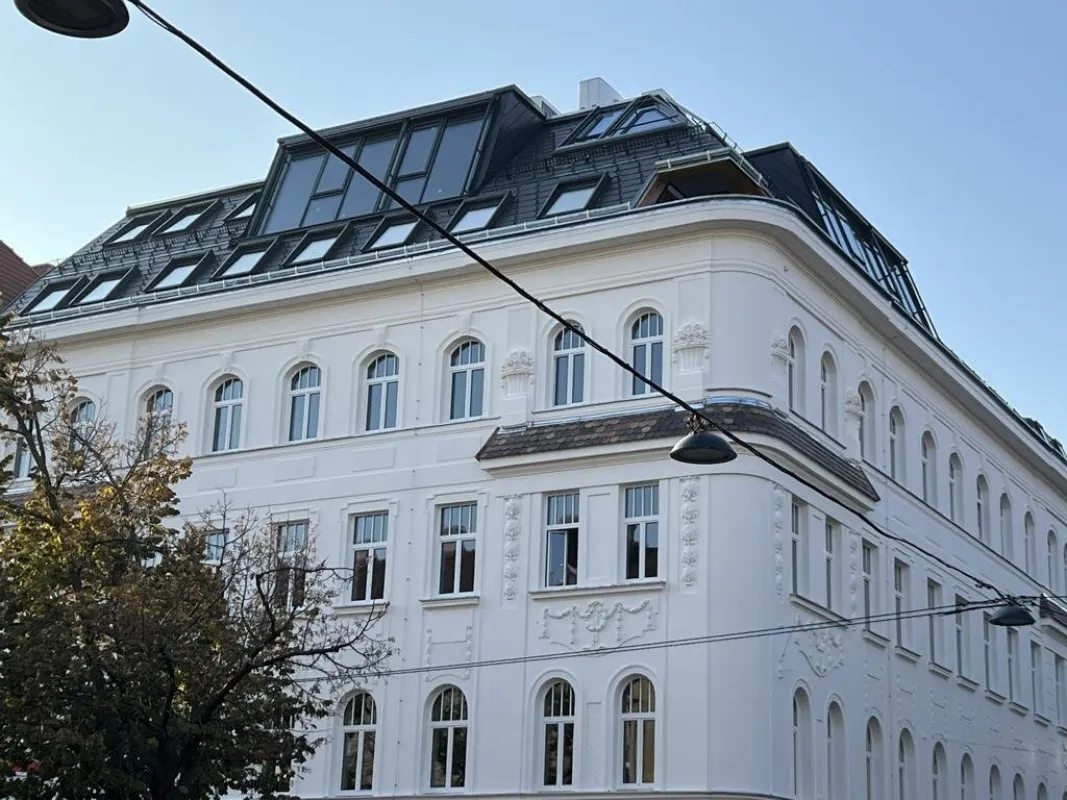 Altbaueigentumswohnung in generalsaniertem Altbau "gewidmet für dauerhafte Kurzzeitvermietung (z.B. AirBnB)" - Bild 1