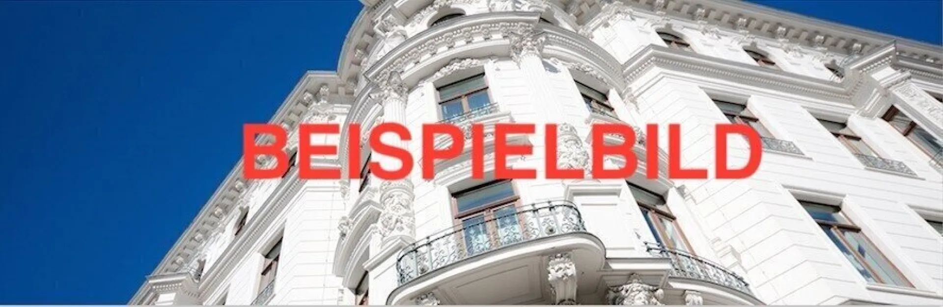HAUS MIT 3 WOHNEINHEITEN SOWIE HALLEN/WERKSTÄTTEN UND GROßZÜGIGEN INNENHOF ZU VERKAUFEN - Bild 1