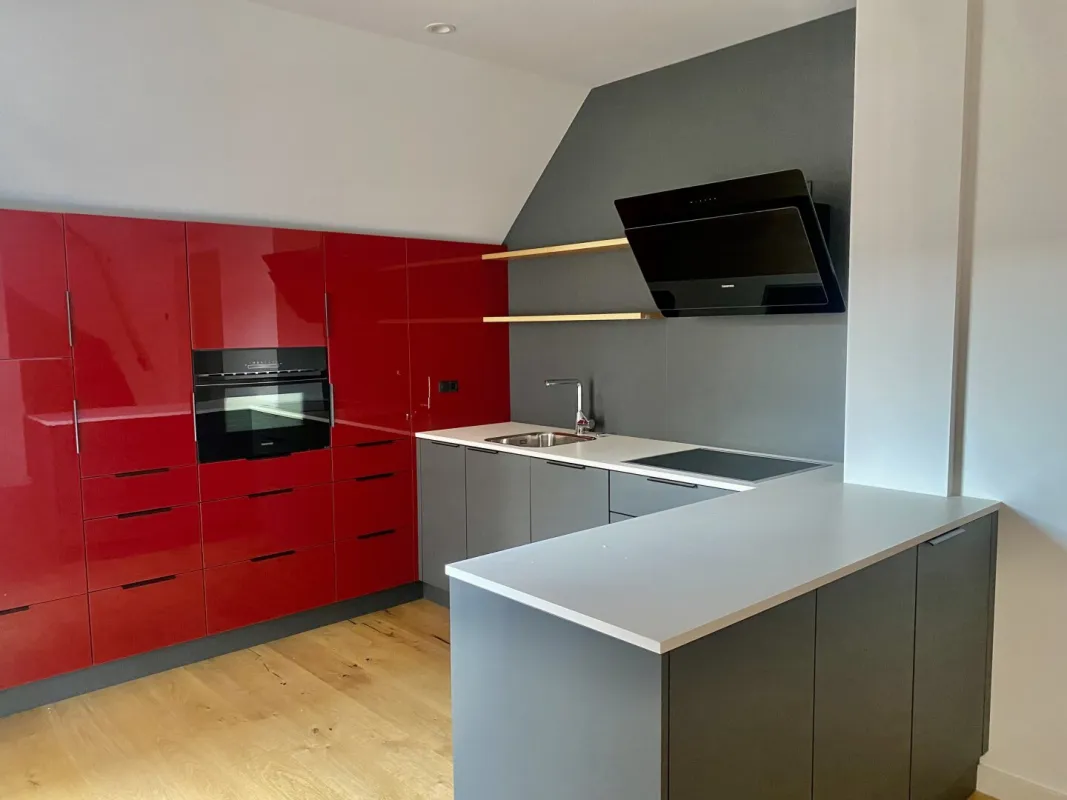SINGLES und PAARE - grandiose DACHGESCHOSS MAISONETTE mit supercooler Terrasse - Bild 1