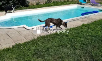 renovierungsbedürftiges Einfamilienhaus mit 6 Zimmern und Pool in Strasshof