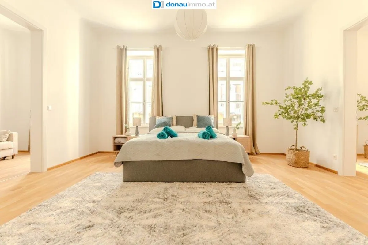 FÜR ANLEGER. Moderne 3-Zimmer-Traumwohnung in Krems nahe Fußgängerzone: 87m², 3 Zimmer, vollrenoviert AB Top 2 - Bild 1