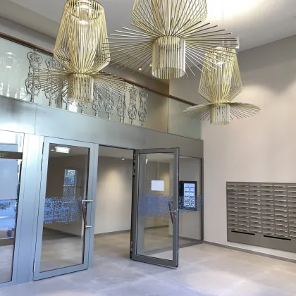 Exklusive 2-Zimmer-Wohnung mit 8 m² Außenfläche | Fitnessbereich im Haus | Derzeit vermiete - Bild 2