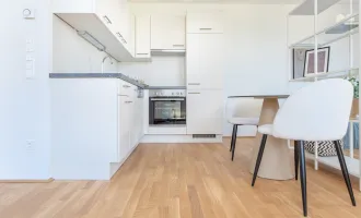 Top-Wohnung mit Balkon nahe Millenium City