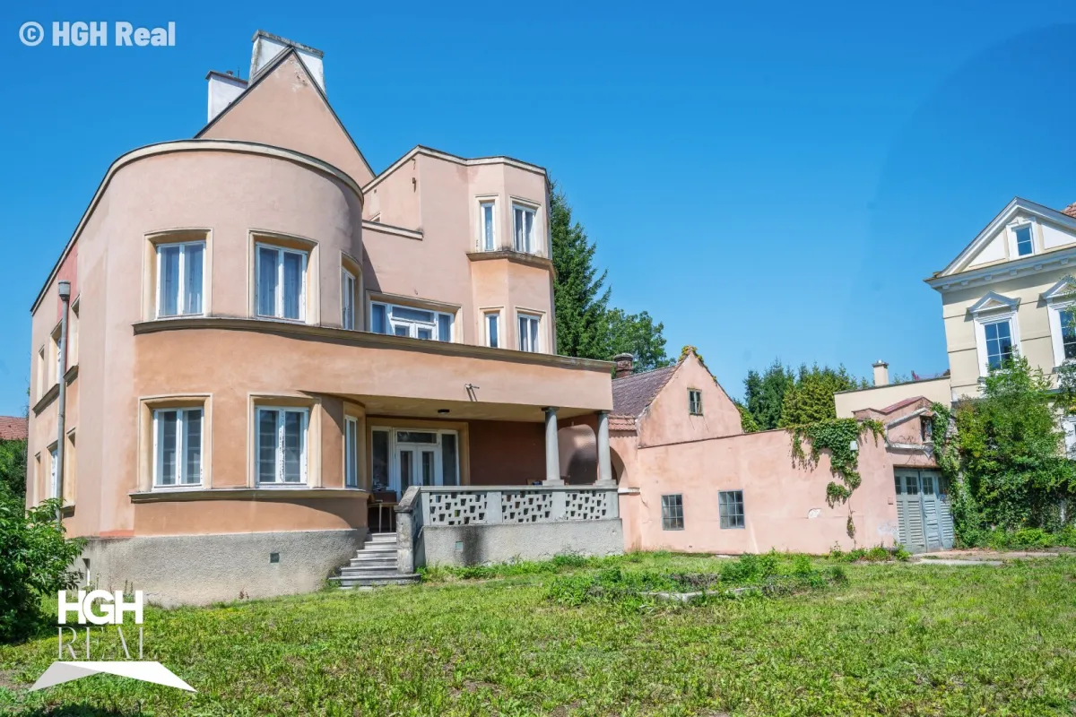 2860 Kirchschlag in der Bucklingen Welt Charaktervolle 30er-Jahre-Architektenvilla mit Originaldetails und viel Potenzial - Bild 1
