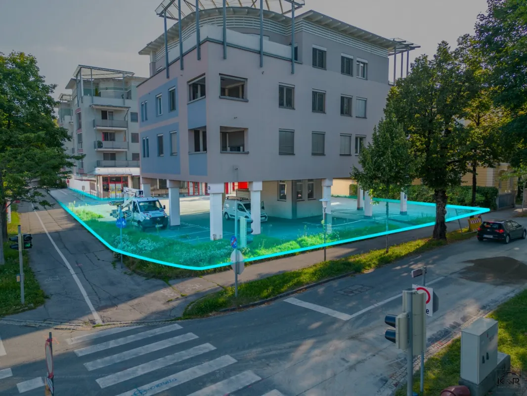 Vielseitige Gewerbefläche mit 43 Parkplätzen zu kaufen – Perfekt für Ihr Business! - Bild 1
