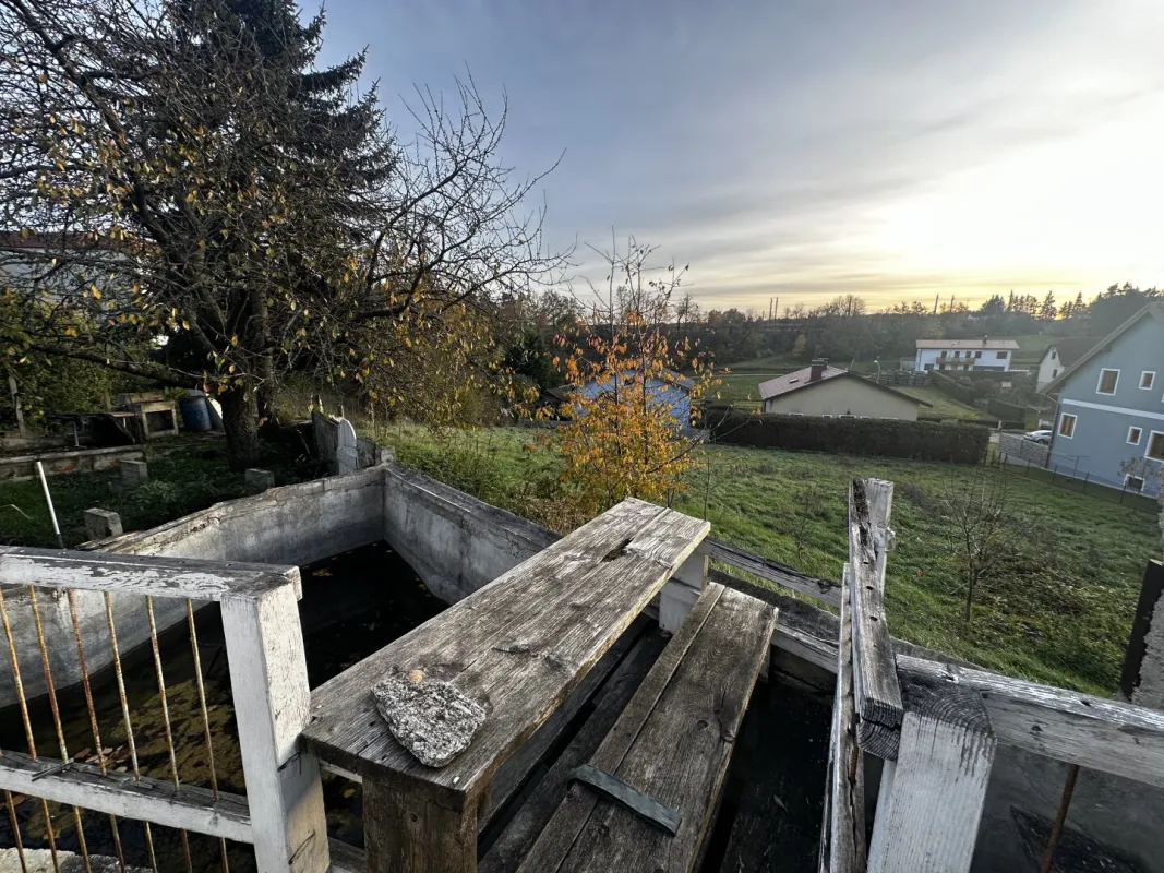 Schnäppchen! Ca. 1.242 m² Baugrund – Hanglage in Sigmundsherberg nahe Horn - Bild 1