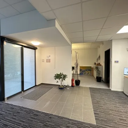PROVISIONSFREI FÜR MIETER:INNEN! Moderne und flexible Bürofläche in attraktiver Lage – funktional und repräsentativ! Graz – Lend - Bild 2