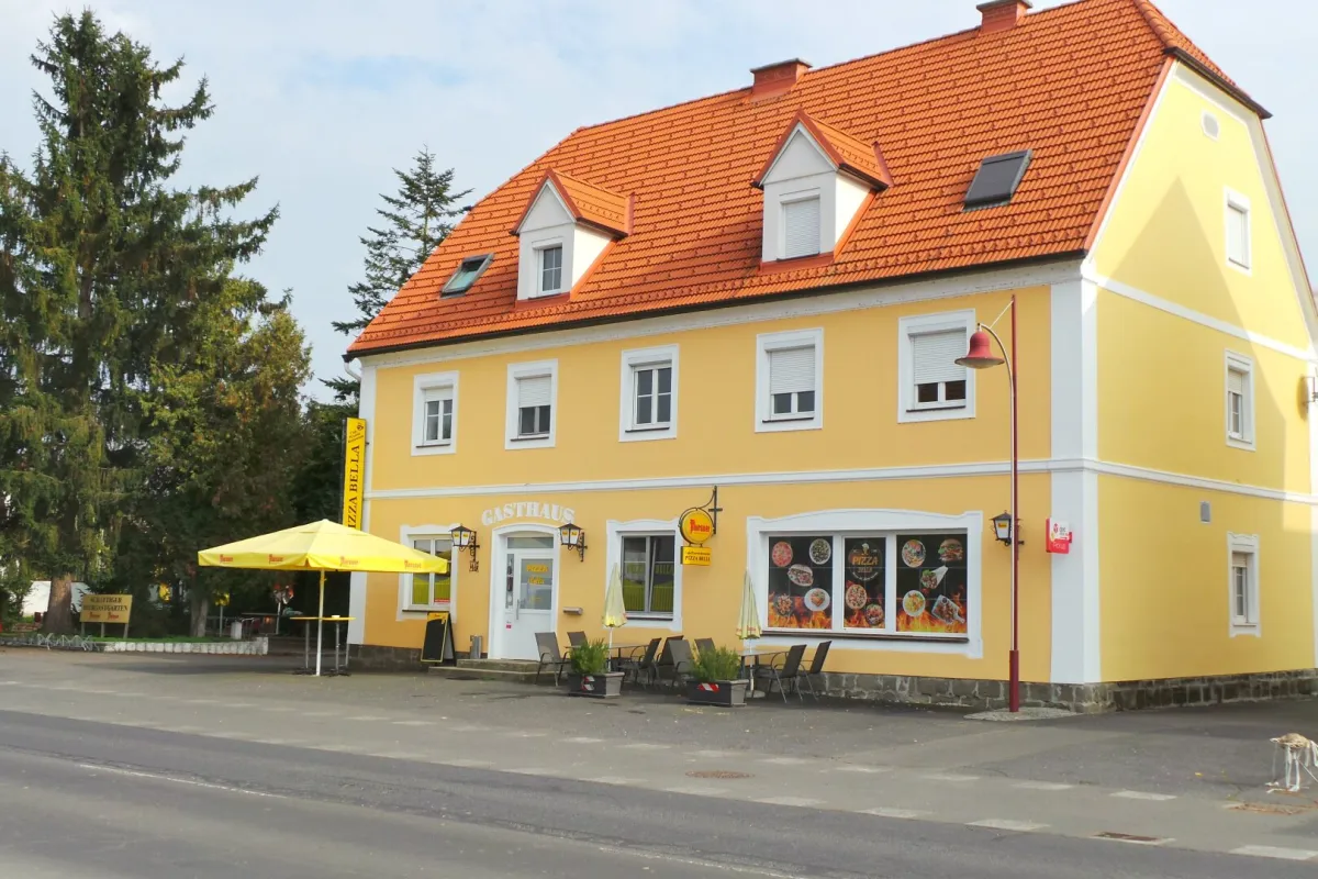 Zinshaus TOP LAGE am Stadtrand, perfekte Investition -11 Wohneinheiten + Pizzeria, 3500m² - Bild 1