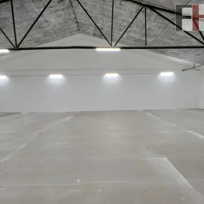 Vermietete Halle in Gablitz, Grundstück 5473m², Nutzfläche ca. 2076m², erweiterbar um ca. 540m², freie Teilfläche derzeit ca. 220m², Rendite ca. 7,4%! - Bild 3