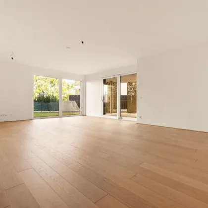 Wohn(T)raum am Wasser: Einzigartige Luxuswohnung mit Blick ins Grüne - Bild 2