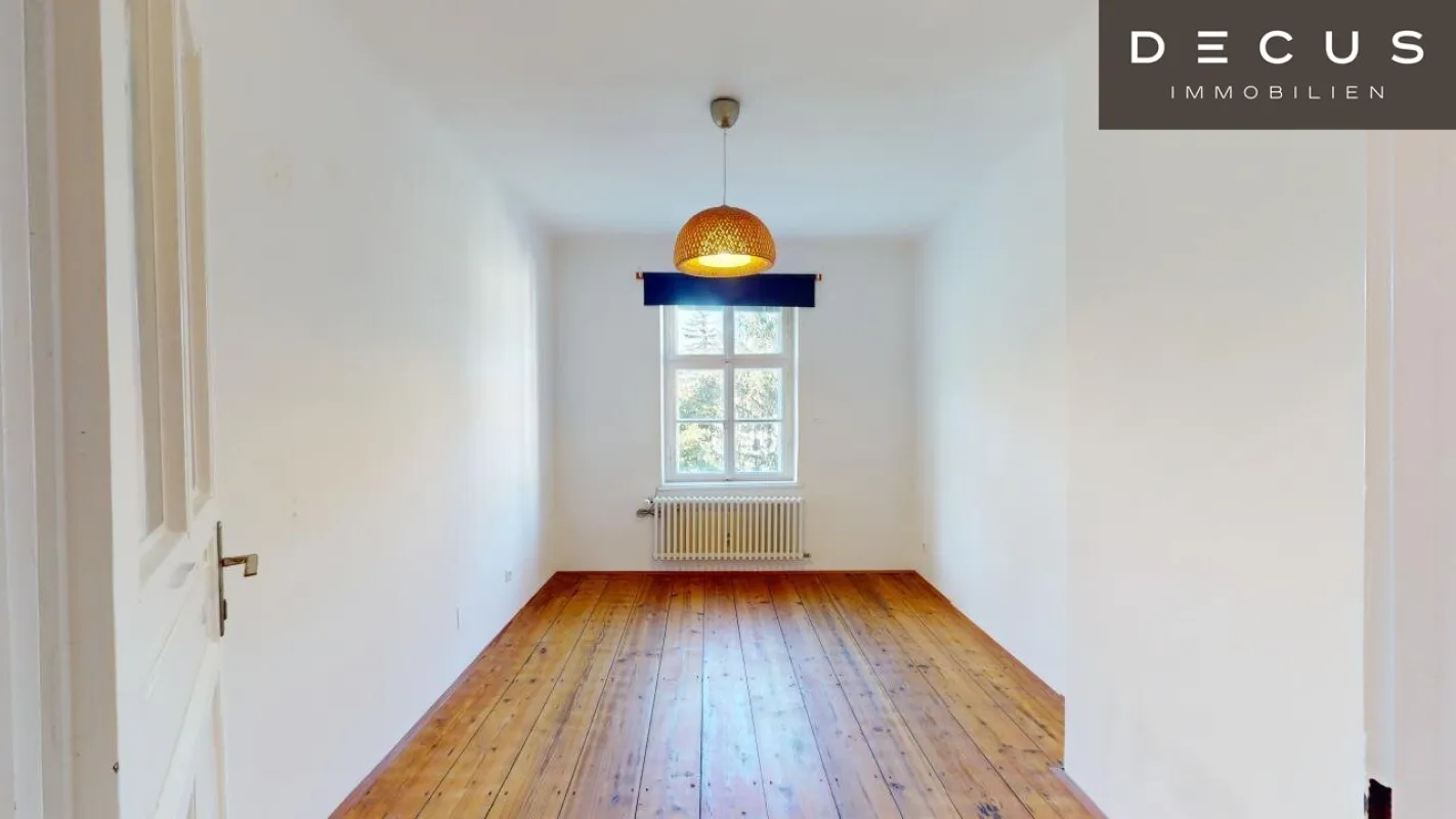 | ZAUBERHAFTE 2 ZIMMER-WOHNUNG IM ALTBAU | 49m² | IDEAL FÜR PÄRCHEN, SINGLES ODER STUDENTEN | MIT BLICK INS GRÜNE | 3.OG | TOP LAGE NÄHE UNI & GEIDORFPLATZ - Bild 1