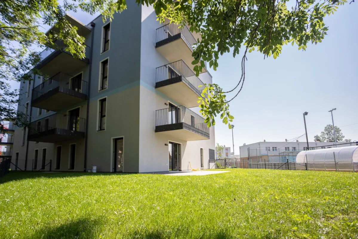 ERSTBEZUG "ein viertel grün" - Willkommen in Ihrem neuen Zuhause - 4- Zimmer Gartenwohnung in Wr. Neustadt mit 2 Tiefgaragenstellplätzen - provisionsfrei - Bild 1
