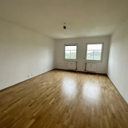 Neu sanierte 3-Zimmer-Wohnung in historischer Hülle - Bild 2