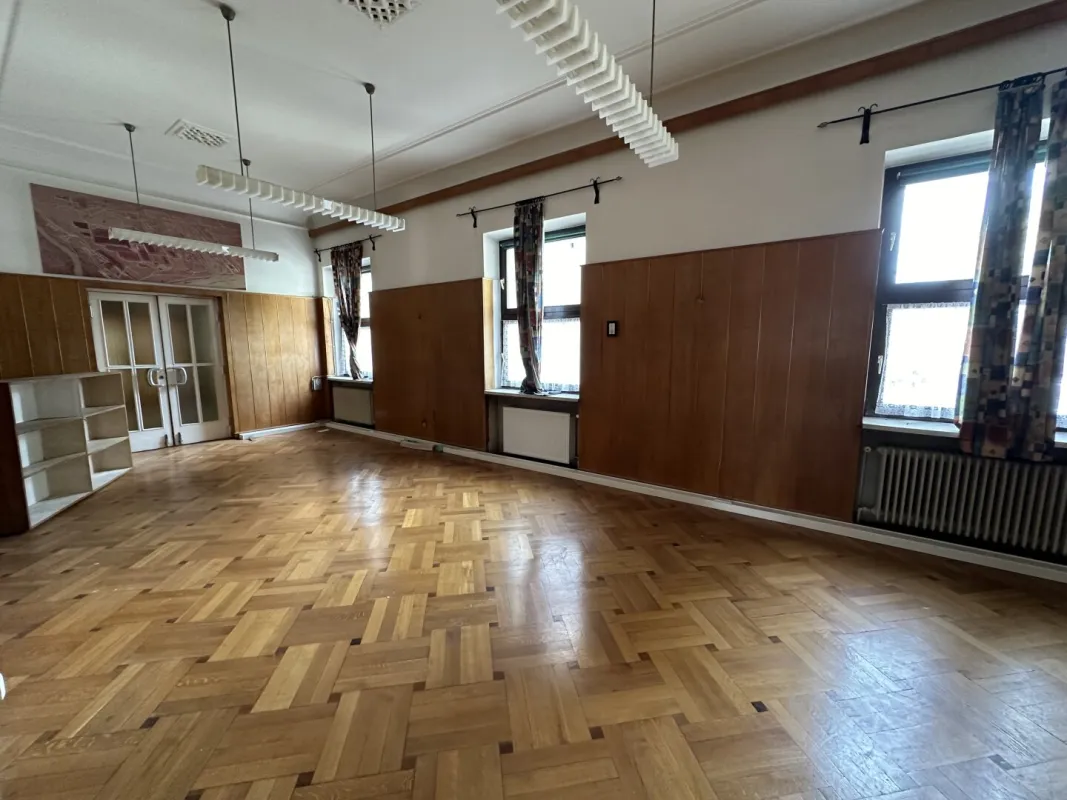 Lagerfläche am Spallerhof - Bild 1