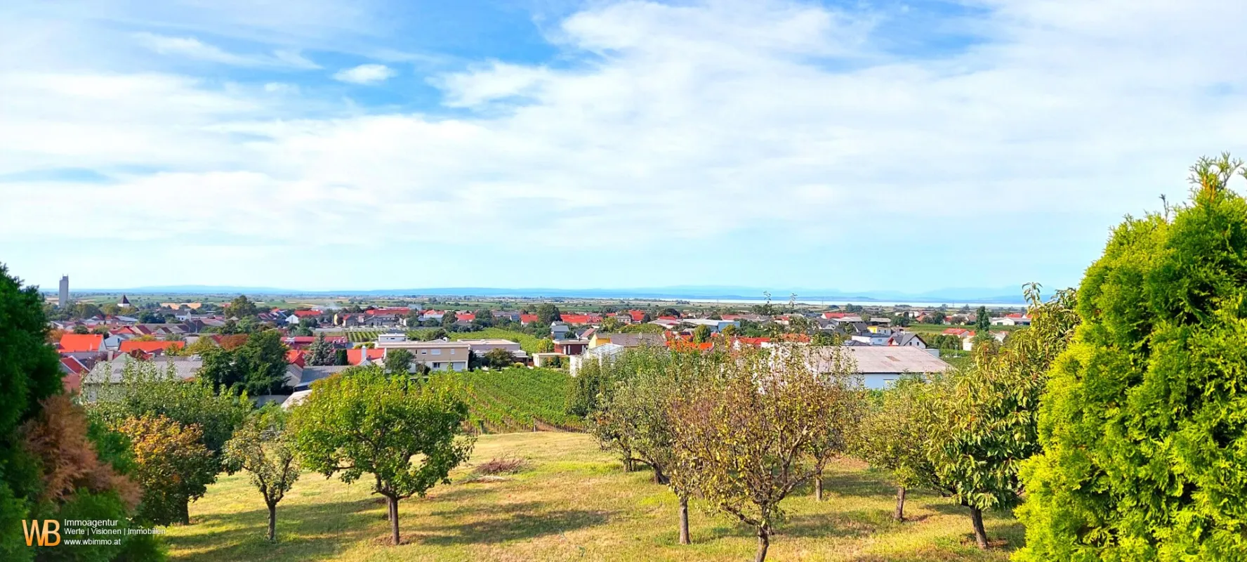 7700m² Panorama & Villenlage mit Blick über den gesamten Neusiedlersee !! - Bild 1