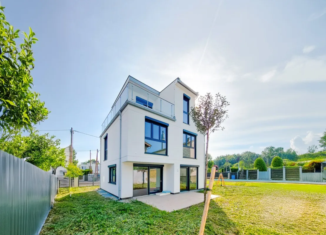 Ihr Traumhaus mit Garten und Dachterrasse an der Alten Donau - Bild 1