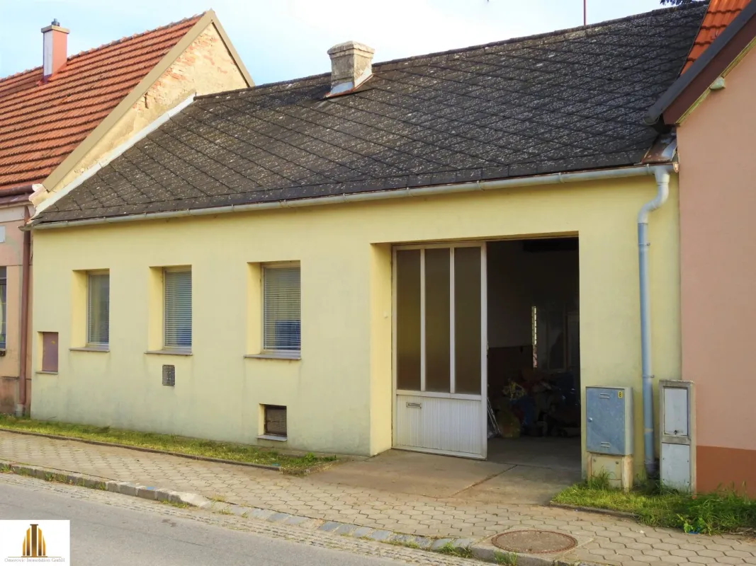 Renovierungsbedürftiges und dennoch charmantes Landhaus mit uneinsichtigem, begrüntem Innenhof in Palterndorf! - Bild 1