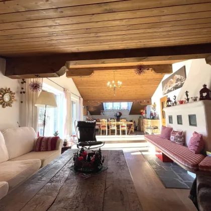 FREIZEITWOHNSITZ Zentrale Dachgeschosswohnung mit Streifblick und Ski in/ Ski out - Bild 3