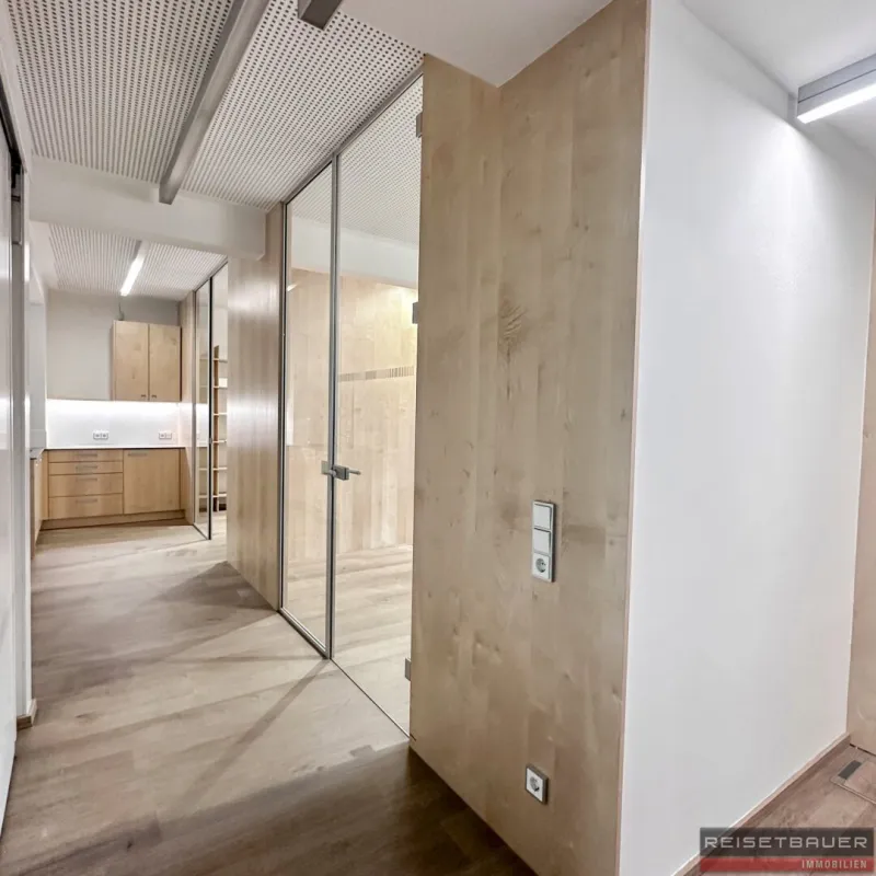 Moderne Bürofläche im Erdgeschoss in sehr guter Lage von Urfahr - Bild 1