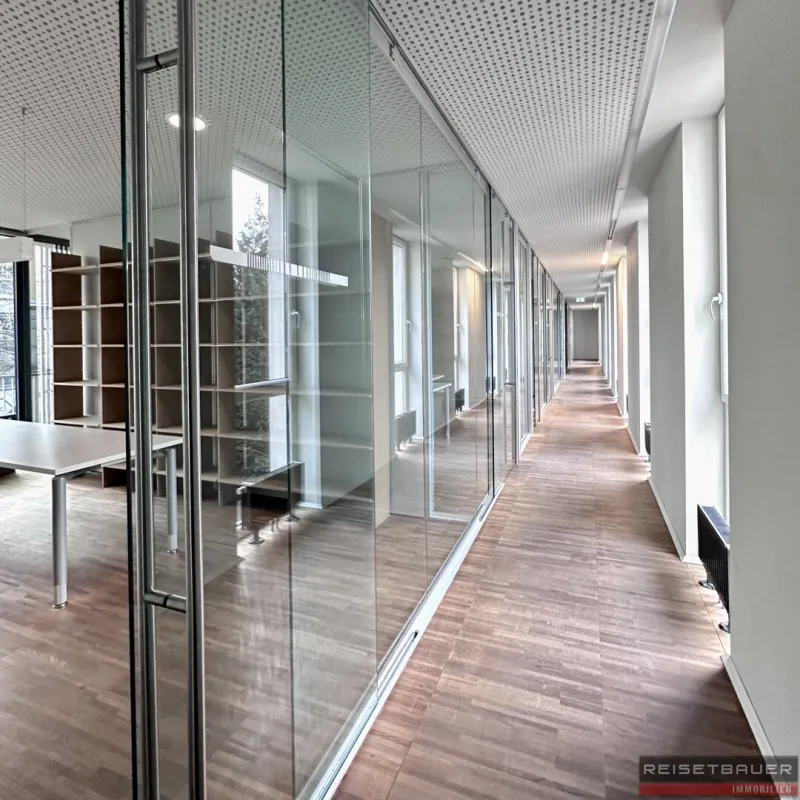 Moderne Bürofläche im 1. Obergeschoss in sehr guter Lage von Urfahr - Bild 1