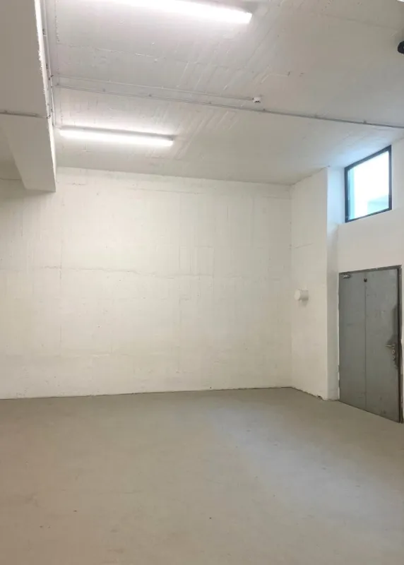 Großzügiges Lager - Bild 1