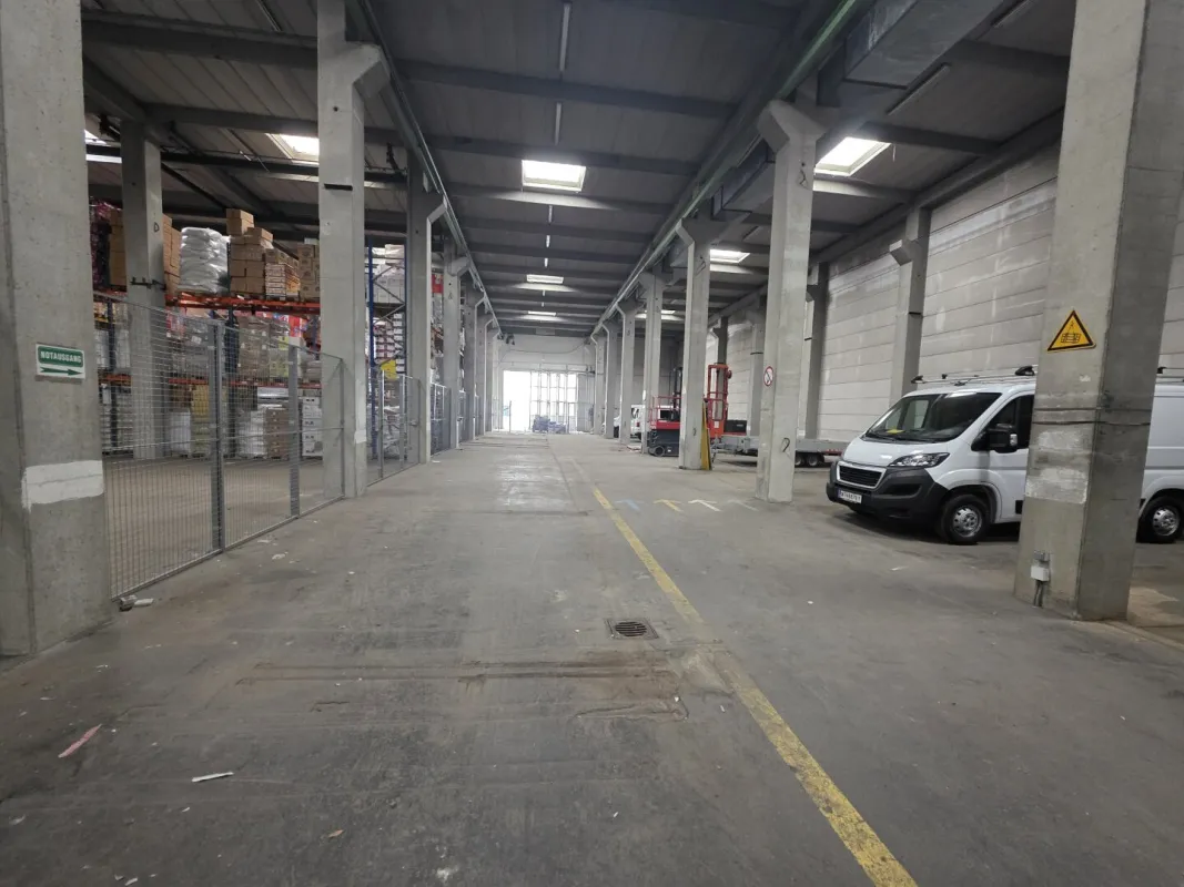 Flexible Lagerfläche - INZERSDORF - Bild 1