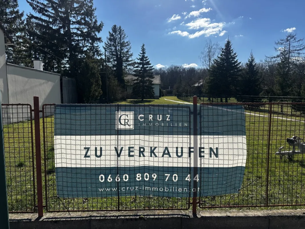 3.724 m² große Liegenschaft mit Altbestand in Orth an der Donau – Wohnen, Gewerbe, Anlage – unzählige Nutzungsmöglichkeiten! - Bild 1