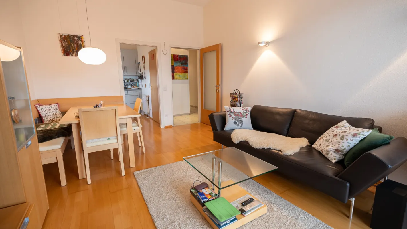 zentrale 3-Zimmer Wohnung mit Balkon und Tiefgarage in Bregenz - Bild 1