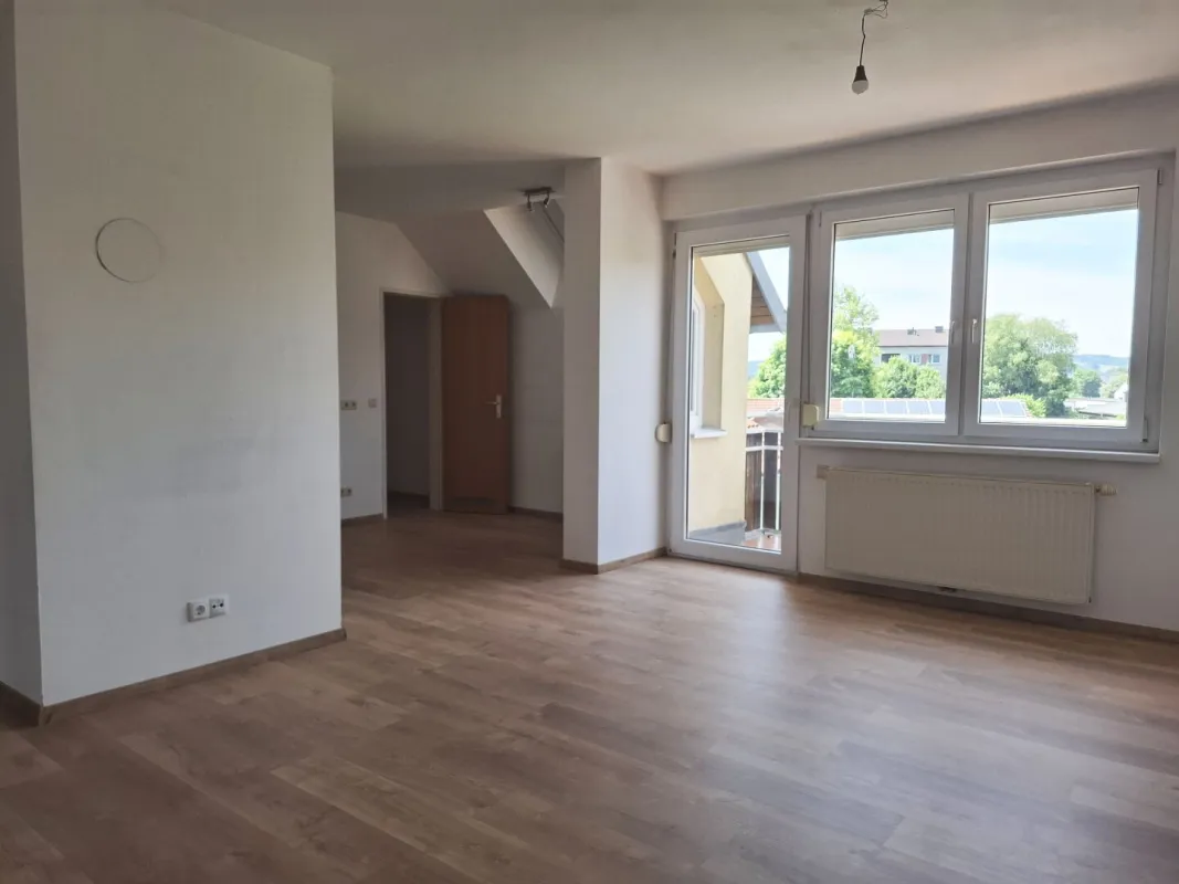 Herrliche 3 Zimmerwohnung mit Balkon in Pöchlarn - Bild 1