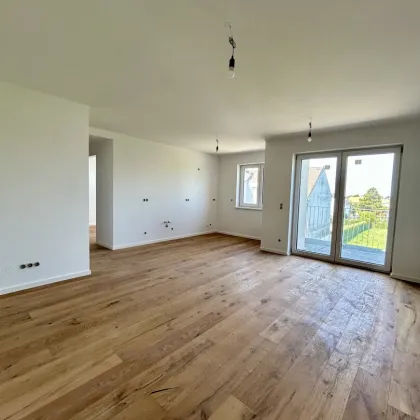 Traumhafte Erstbezug-Wohnung in Mannswörth - Modernes Design, erstklassige Ausstattung - Bild 2