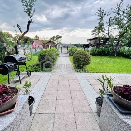 Gemütliches Zweifamilienhaus in Nußdorf am Haunsberg - Ideal für (Jung-)Familien, Investoren oder Anleger - Bild 2